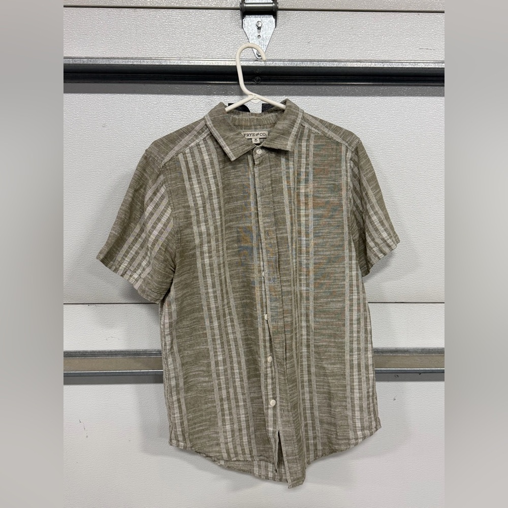 FRYE AND CO. Olive Striped Casual Shirt